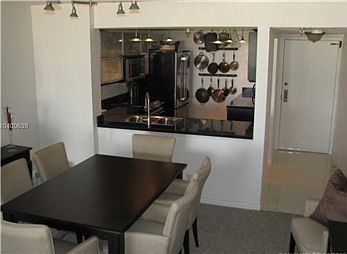 3rd image of 2625 Collins Ave APT 808