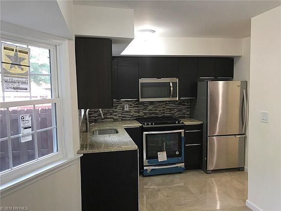 2nd image of 3756 Richmond Ave