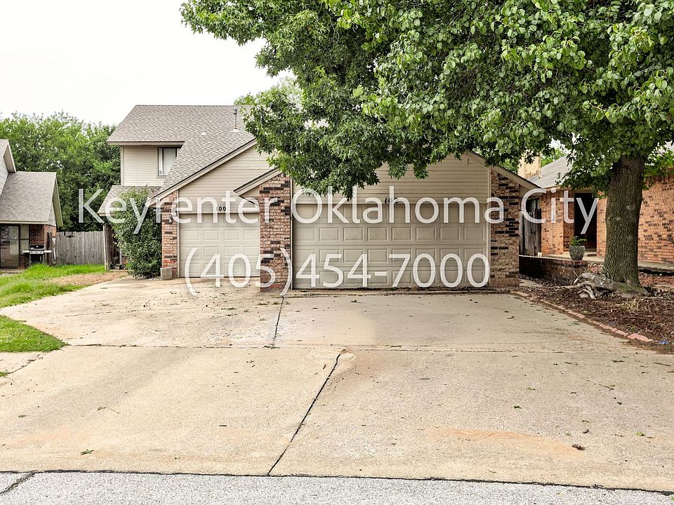 1st image of 102 Harvard Rd #102