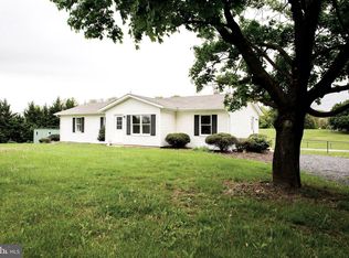 17 Southard Ln, Kearneysville, WV 25430