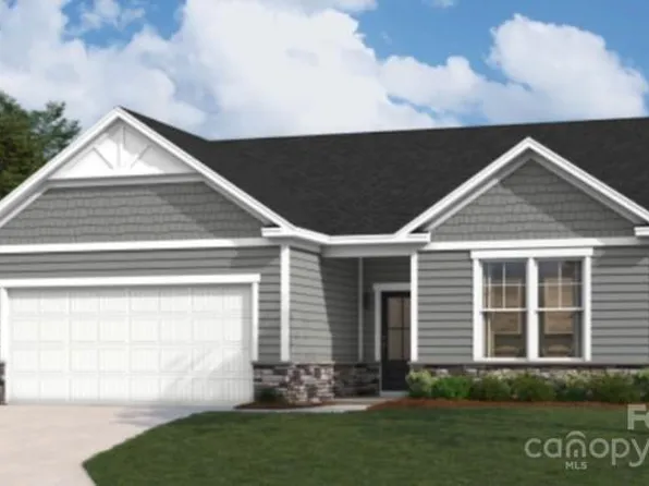 908 Exeter Dr, Sherrills Ford, NC 28673