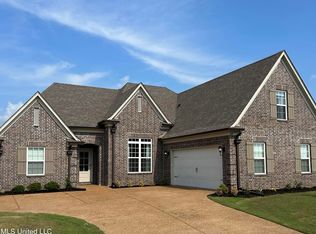 3249 Magnolia Leaf Dr, Hernando, MS 38632