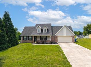 207 Clover Pointe Dr, Somerset, KY 42503