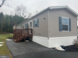 266 Beechwood Dr, Dillsburg, PA 17019