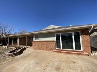 122 Spruce Dr, Woodward, OK 73801