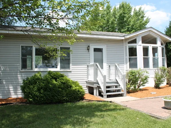 176 Eon Ln, Wilmington, IL 60481