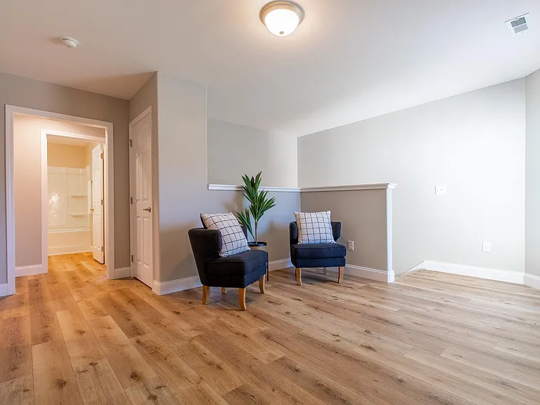 1420 Cora Ln — Photo 11