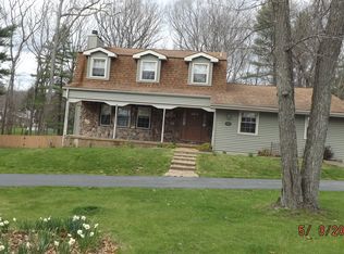 114 Fire Tower Rd, Milford, PA 18337