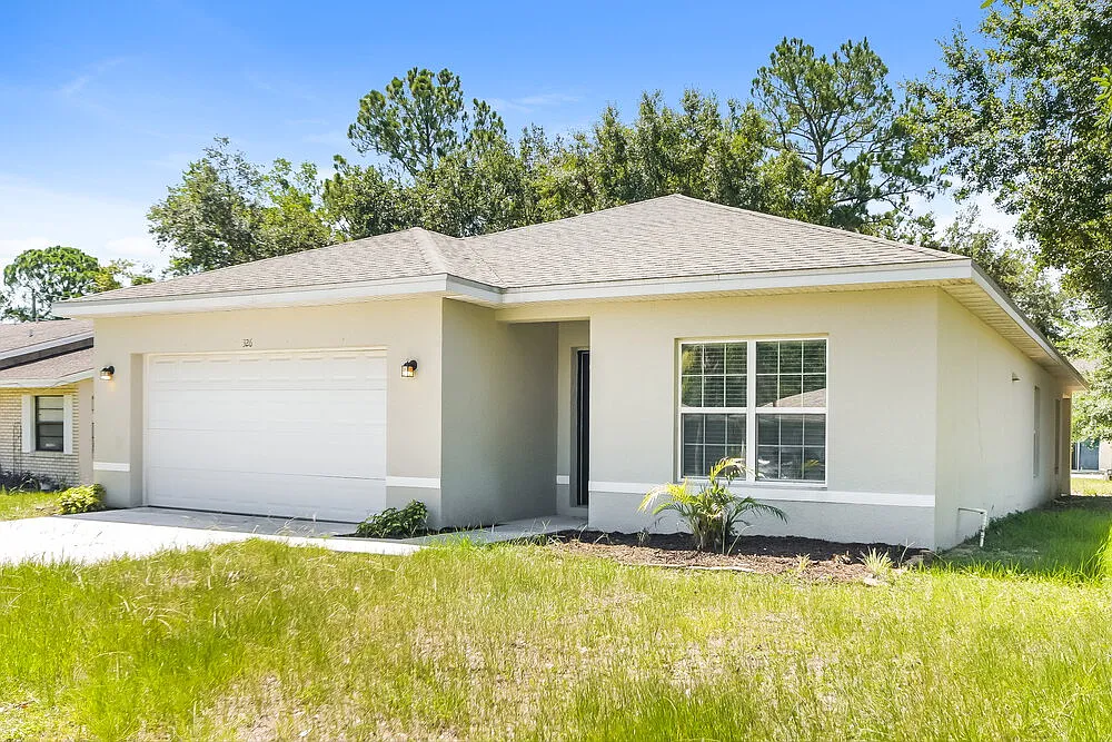 4 bed, 2.0 bath, 1661 sqft, $1,760 — Photo 3
