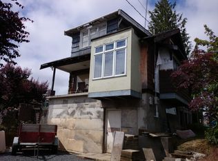 8061 27th Ave NW, Seattle, WA 98117