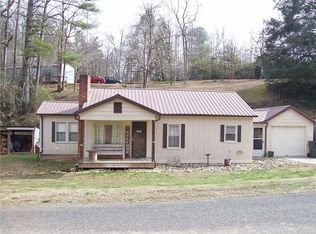 2123 Glass Rd, Lenoir, NC 28645