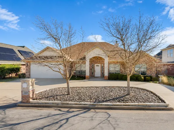 3225 White Oaks Dr, Abilene, TX 79606