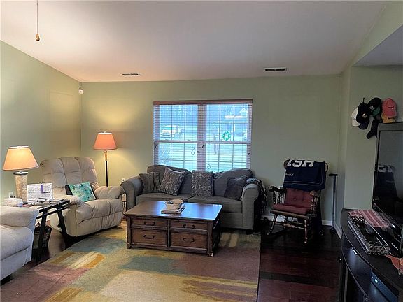2nd image of 3221 Independence Dr APT B