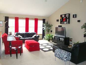 3rd image of 6761 Beech Creek Dr