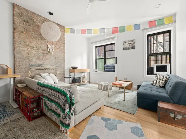 170 Norfolk St APT 4, Manhattan, NY 10002