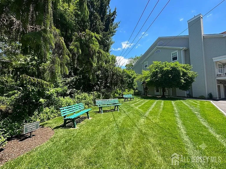 263 Prestwick Way — Photo 2