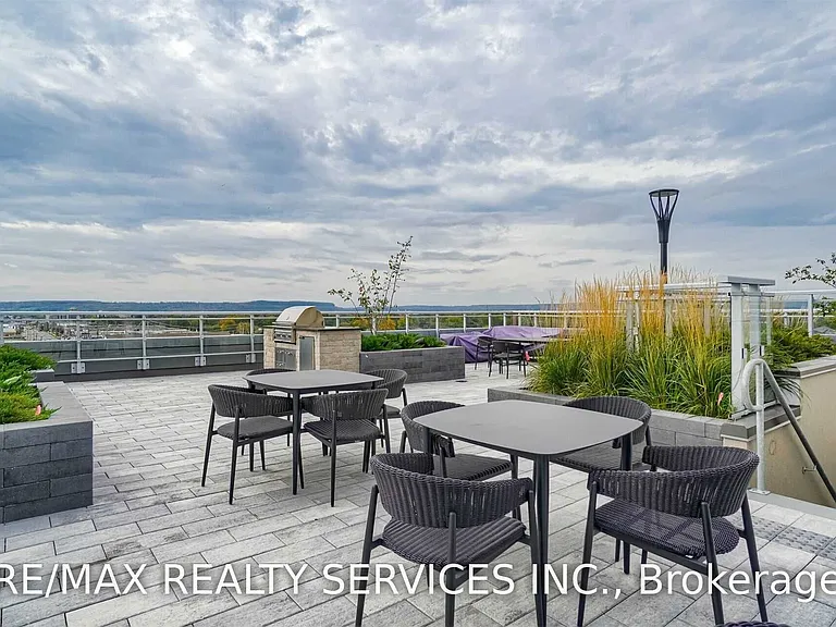 1050 Main St E #219 — Photo 33