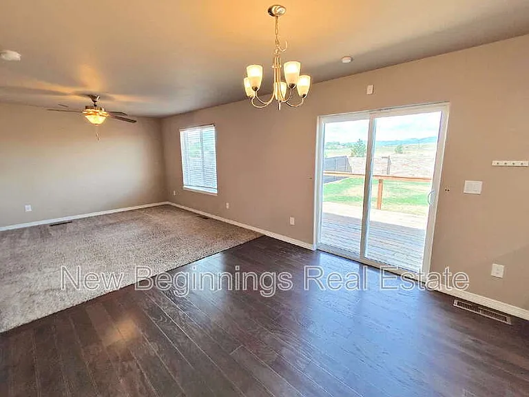 6134 Meadowbank Ln — Photo 7