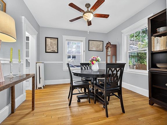 2nd image of 98 Bourne St #98