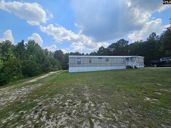 4th image of 141 Maplewood Dr