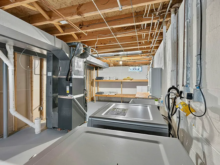 8472 Kingsley Dr — Photo 27