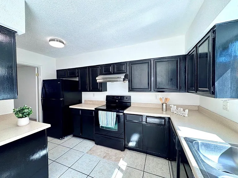9901 Sharpcrest St #M6 — Photo 10