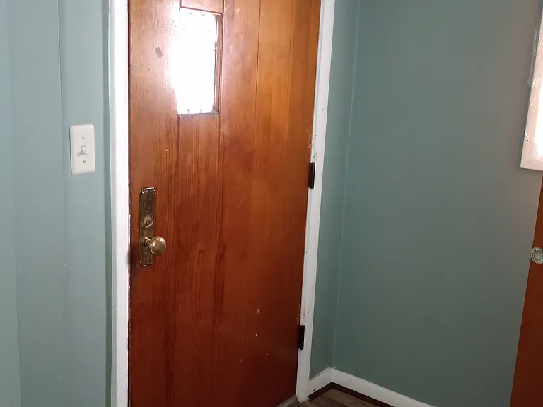 284 Mountainview Ave — Photo 4