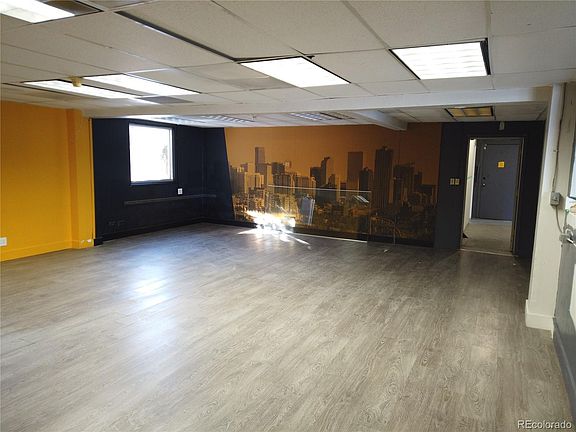 5th image of 1559 S Broadway