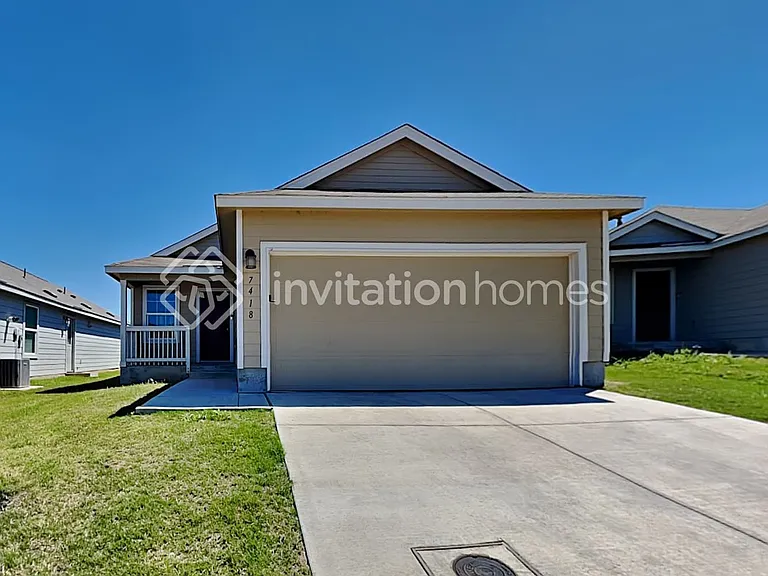 7418 Adaja Riv — Photo 1