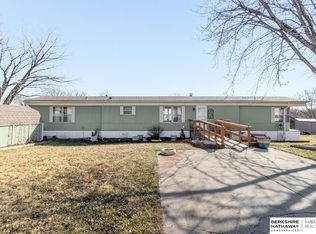3616 NW Magnolia Ct, Lincoln, NE 68521