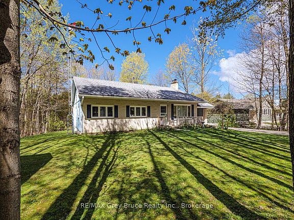 2nd image of 113 Golden Pond Dr