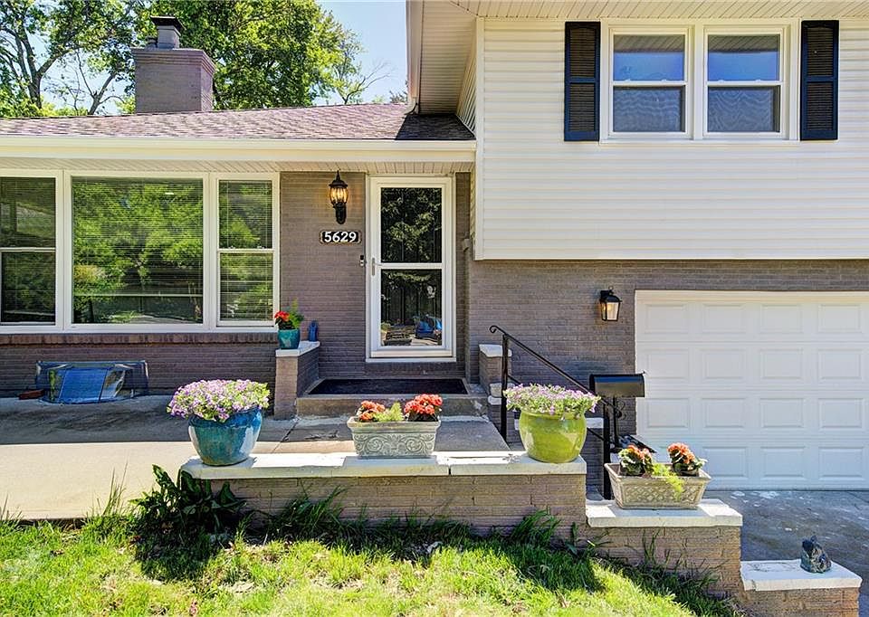 5629 W 50th St, Roeland Park, KS 66202 | MLS #2610622 | Zillow