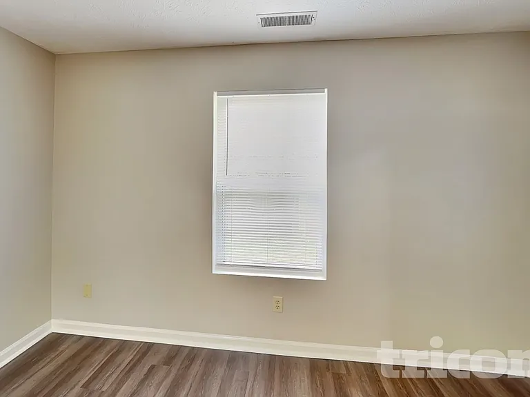 7112 Spurrington Cir — Photo 7