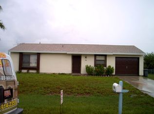 786 SW Carmelite St, Port Saint Lucie, FL 34983