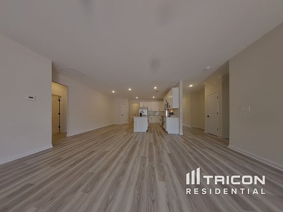 3rd image of 3423 Arabian Farm Ln