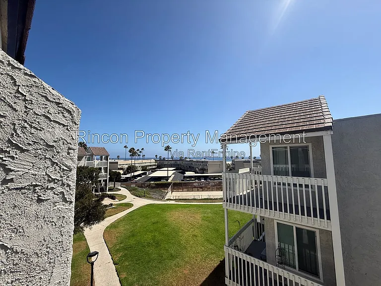 263 S Ventura Rd #270 — Photo 16