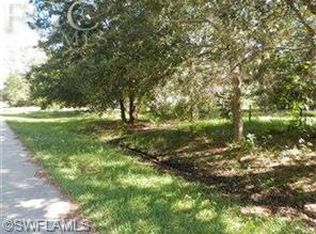 2216 Jefferson Ave, Alva, FL 33920