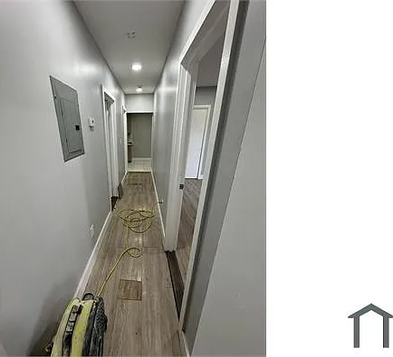 1410 Oakley St — Photo 8