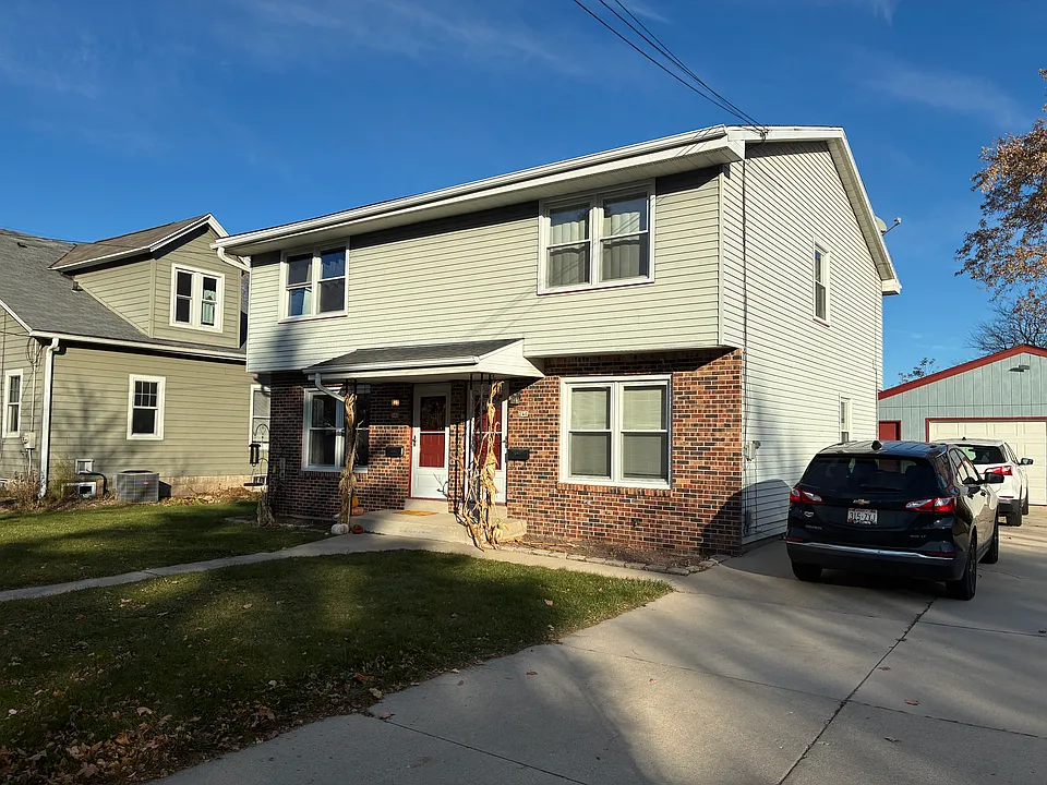 240 N Spring St #240