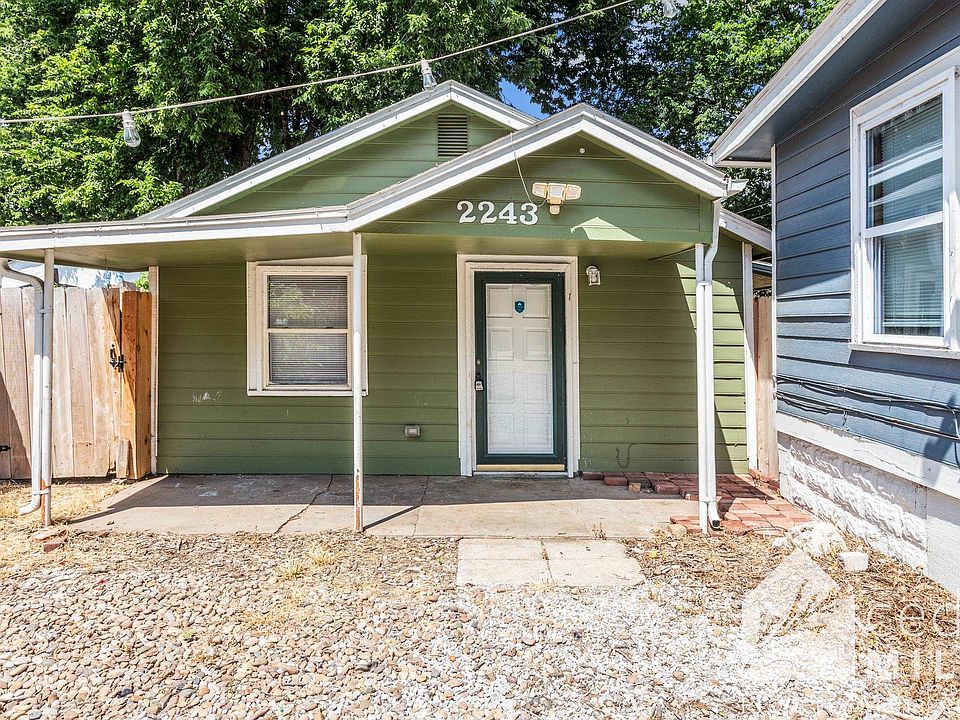 2nd image of 2241 S Topeka Ave #2243