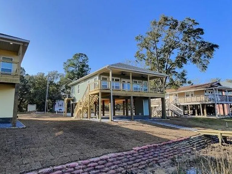 8716 W Simmons Bayou Dr — Photo 5