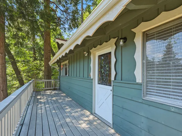 1168 Jungfrau Dr, Crestline, CA 92325