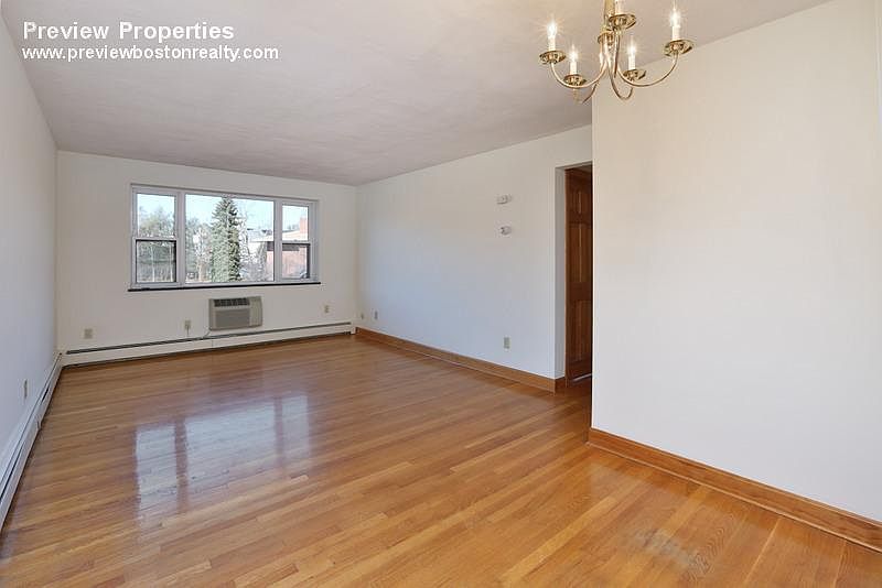 2nd image of 276 Grove St APT 07