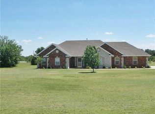 7 Hidden Pointe Rd, Shawnee, OK 74804