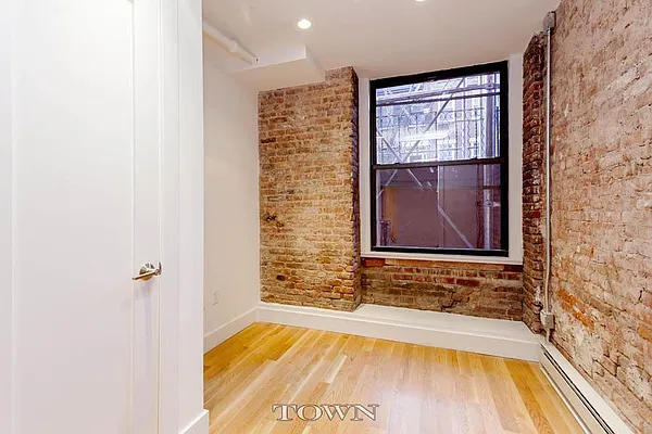 Rented by Town Residential | media 21