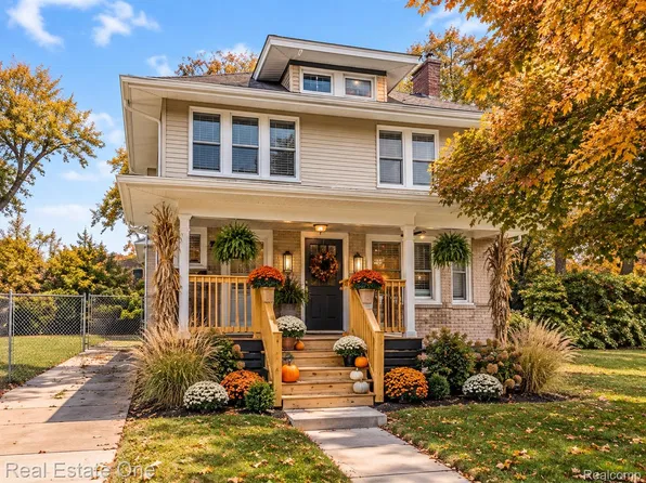 940 Burlingame St, Detroit, MI 48202