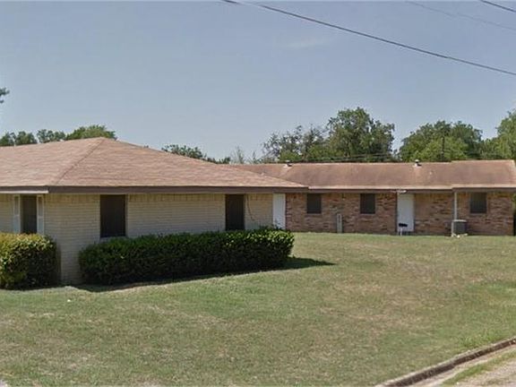 5th image of 502 San Antonio St
