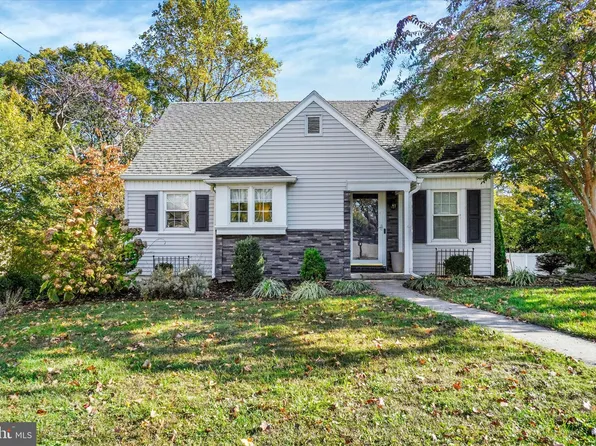 1327 Hill St, York, PA 17403