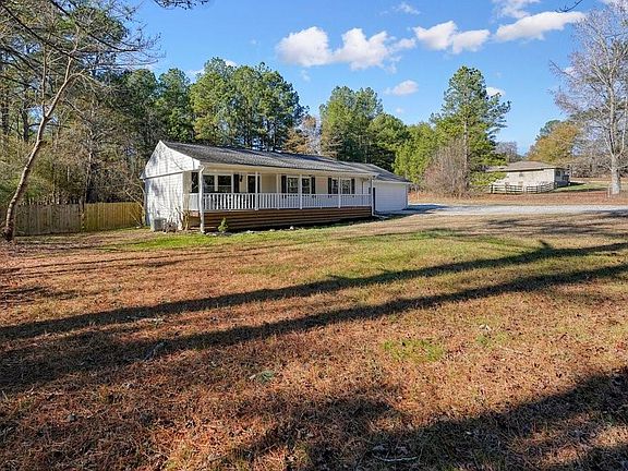 5th image of 207 John Walraven Rd