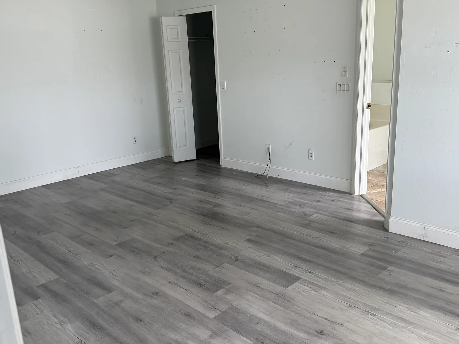 4 bed, 1993 sqft, $1,950 — Photo 4